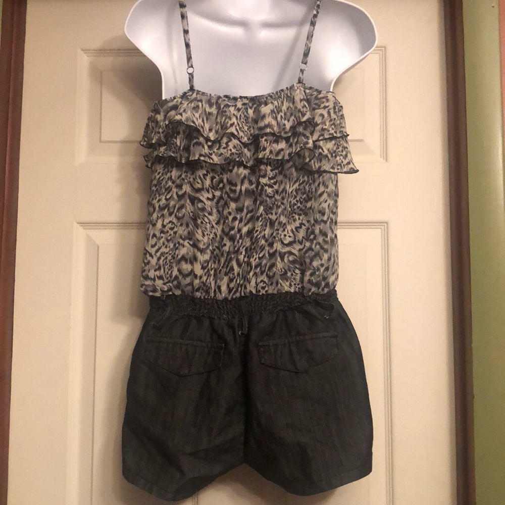 Romper - Picture 2 of 7